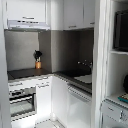 Aux Sables-d'olonne: Et Commerces à Proximité - Fr-1-92-902 Apartamento Les Sables-dʼOlonne