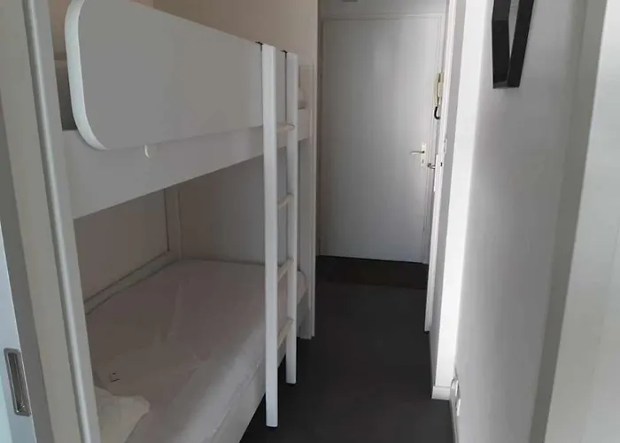 Aux Sables-d'olonne: Et Commerces à Proximité - Fr-1-92-902 * Les Sables-dʼOlonne