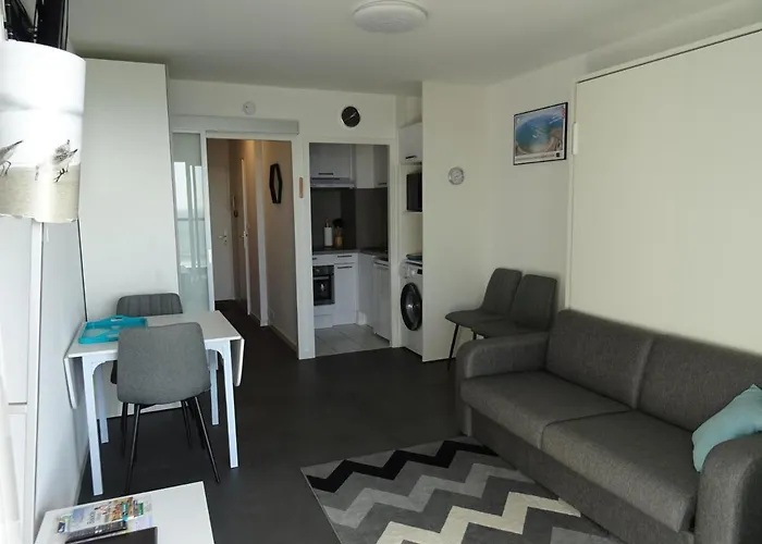 Appartamento Aux Sables-d'olonne: Et Commerces à Proximité - Fr-1-92-902 Les Sables-dʼOlonne