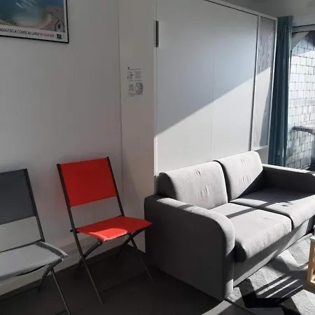 Aux Sables-d'olonne: Et Commerces A Proximite - Fr-1-92-902 Les Sables-d'Olonne